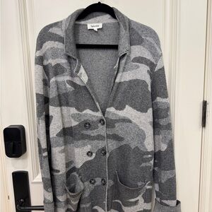 Splendid Gray Long Camouflage Cardigan